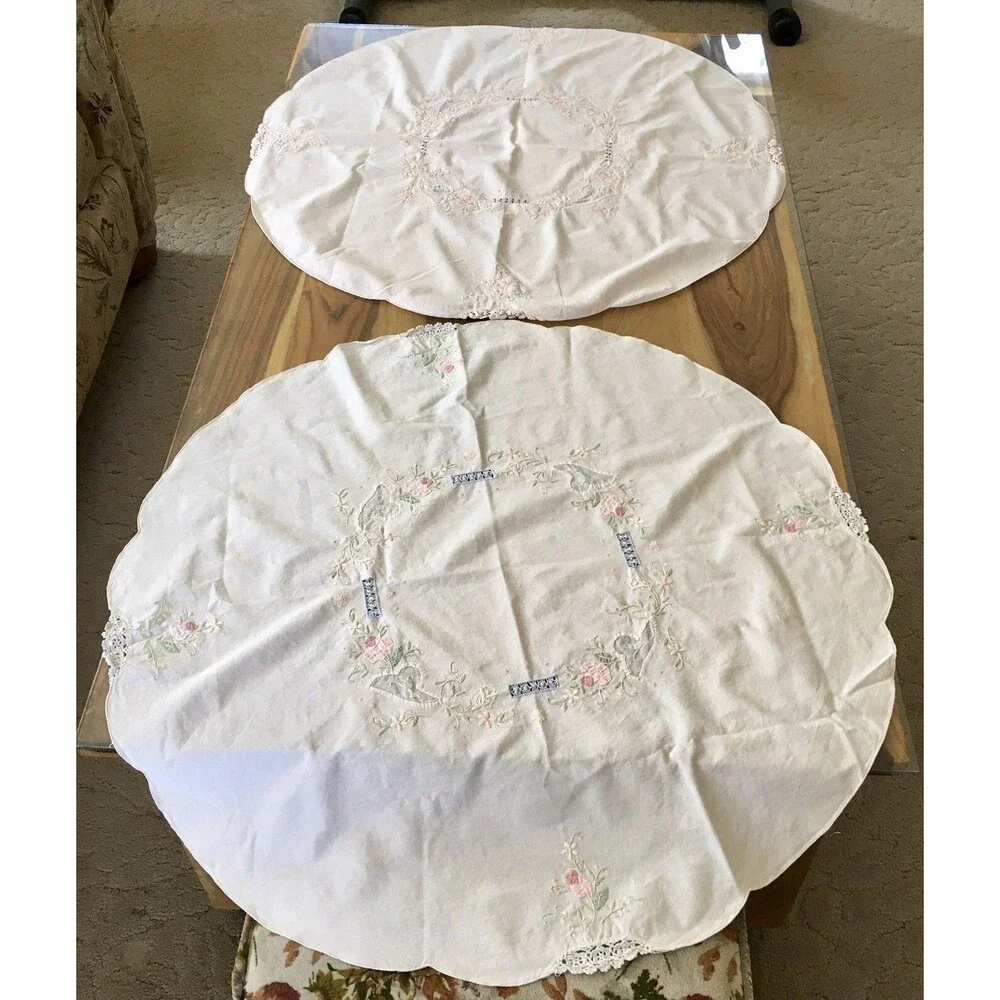 lot of 2 round Vintage table clothes- 31” diameter embroidery